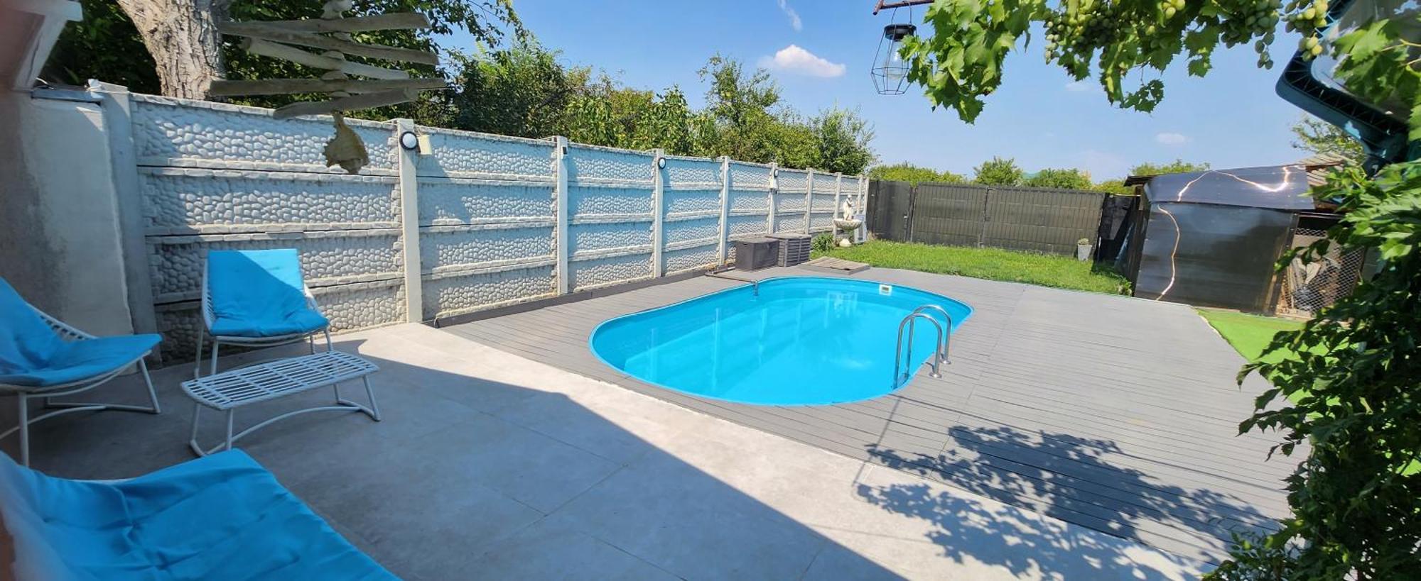 Morii Lake Pool Villa Boekarest Buitenkant foto